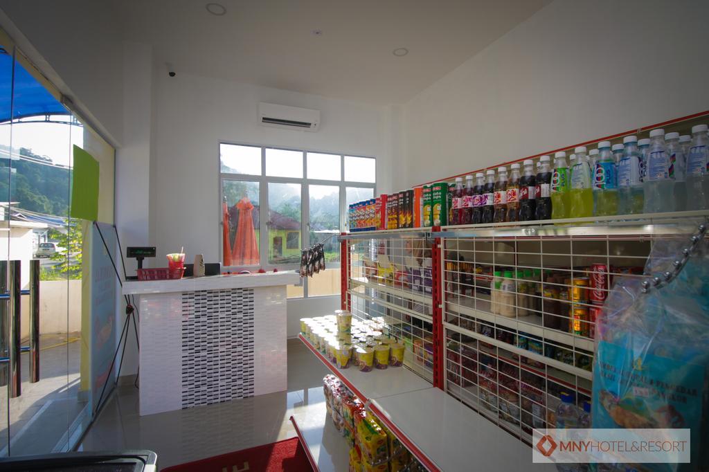 Mny Hotel & Resort Kampung Teluk Nipah Extérieur photo
